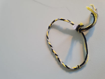 Afbeeldingen van 3-kleurige armband